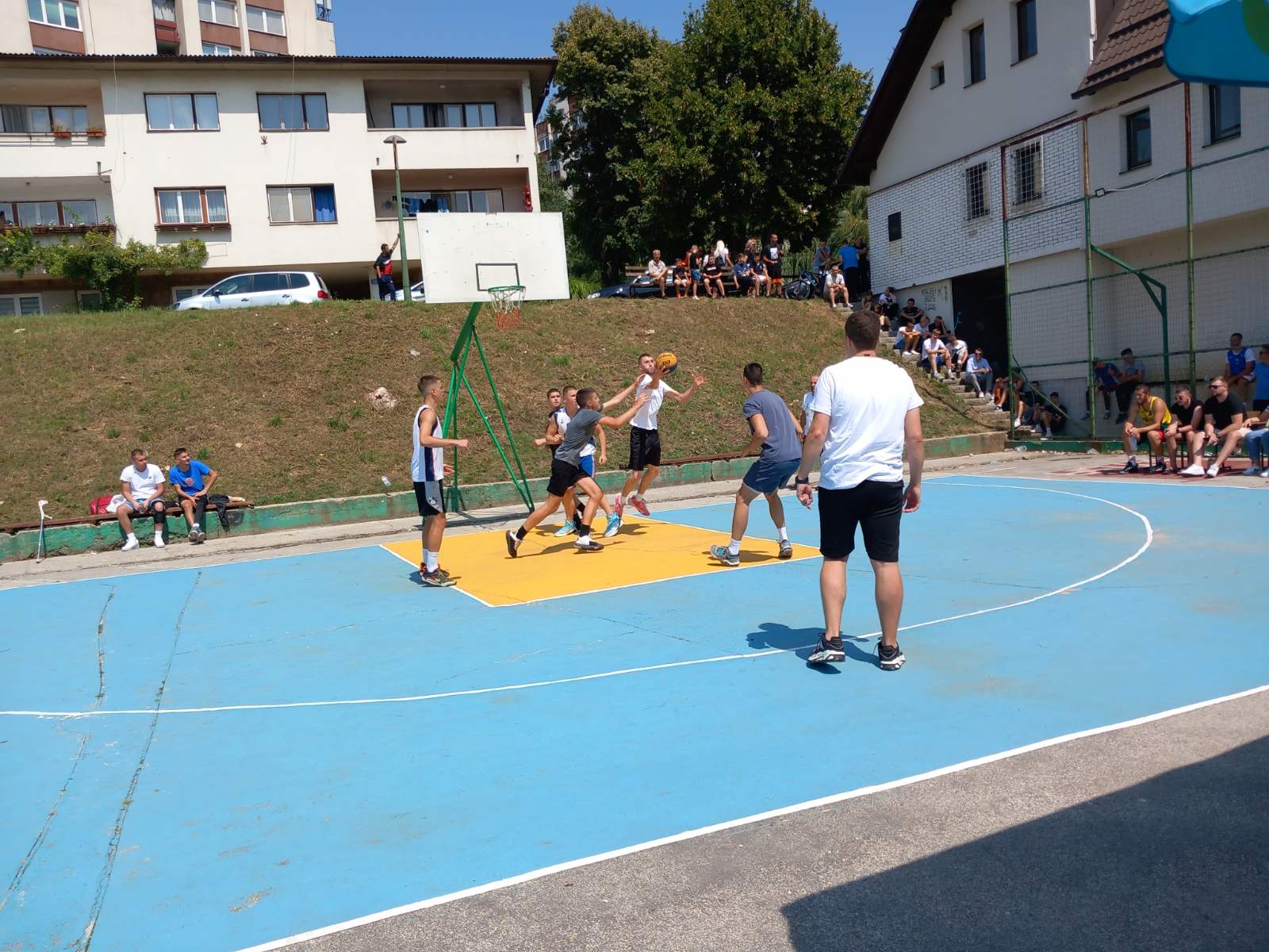 IMG-79fb7f1adba2e524615c9ffe0dc31e31-V
